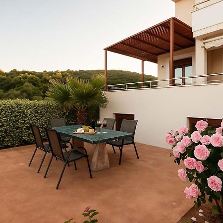 Villa Armonia - Beachfront Majestic Retreat Petalídhion 외부 사진