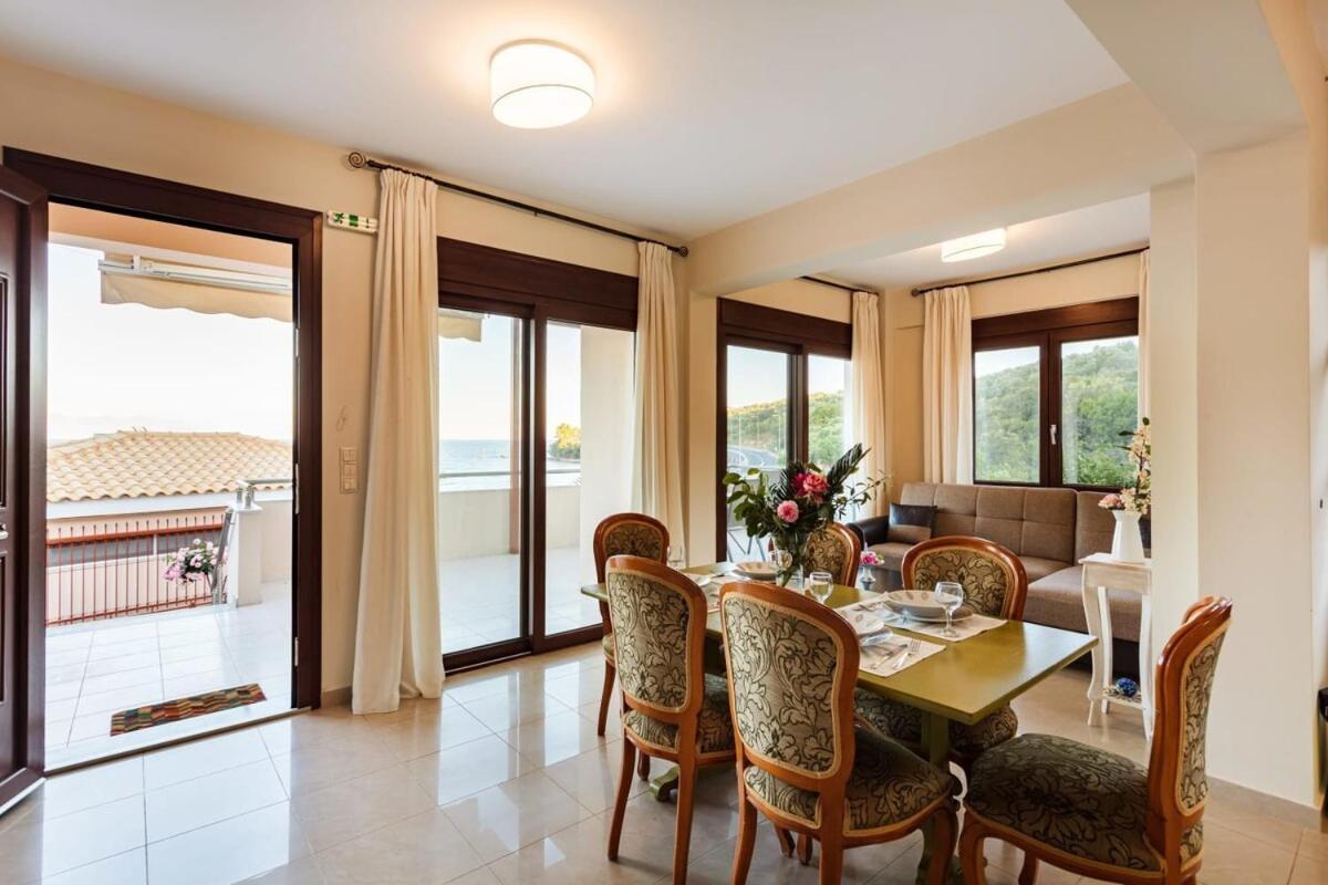Villa Armonia - Beachfront Majestic Retreat Petalídhion 외부 사진